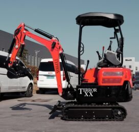 2025 4,000 lb TYPHON TERROR XX Mini Excavator Rubber Track with Kubota D902 Diesel Engine USA